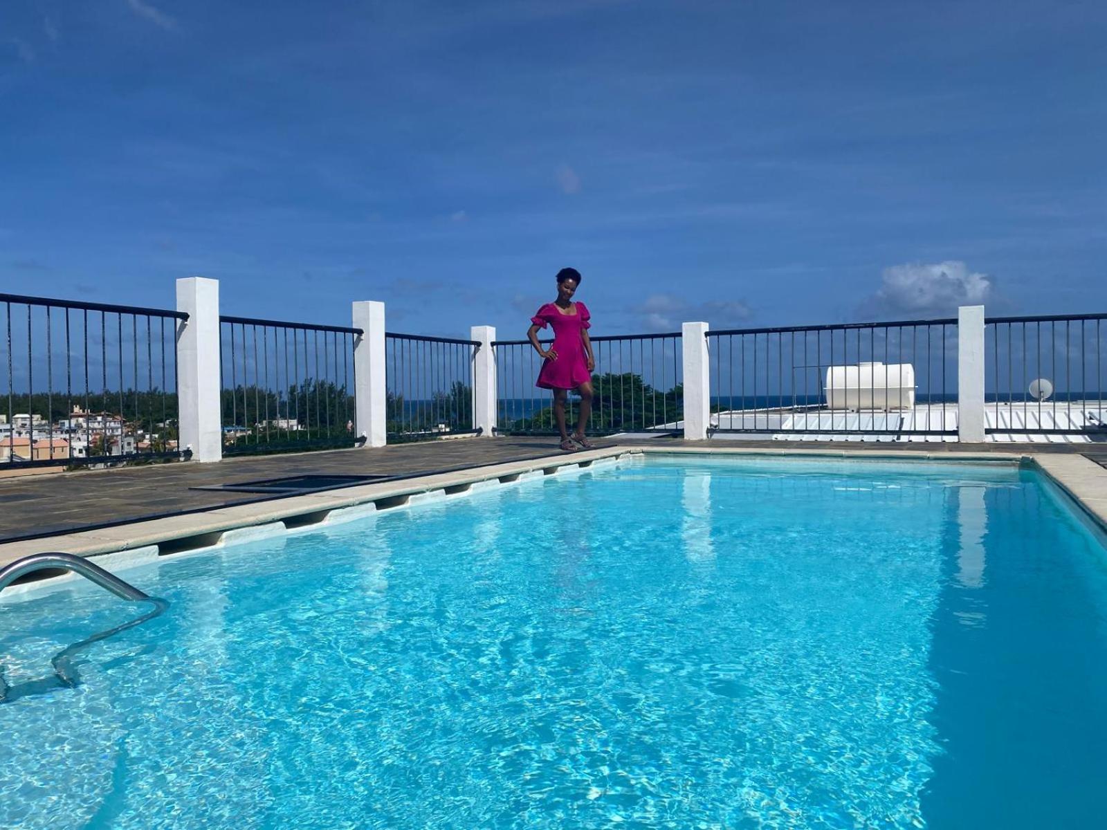 Modernes Apartment & Pool Mit Mega Aussicht Flic en Flac Bagian luar foto